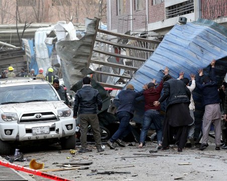 Над 100 жертви при ужасяващия атентат в Кабул