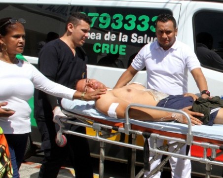 Петима униформени са убити, 42 са ранени при бомбено нападение на полицейския участък ВИДЕО