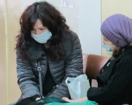 Обявиха грипна епидемия и в още две области