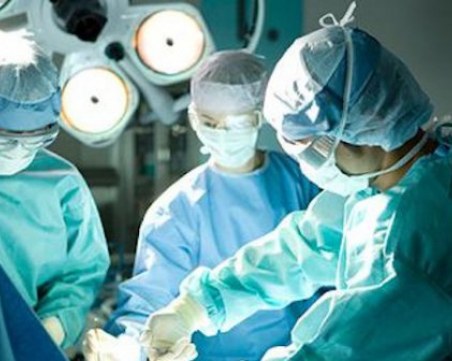 Спасиха жена от масивен инфаркт или внезапна смърт с изключително рядка операция