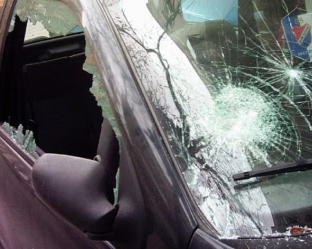 26-годишен кърджалия потроши две коли в Тракия