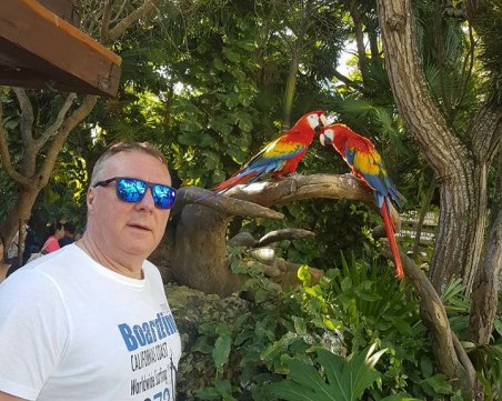 Бившият шеф на КАТ Аркади Николаев в земята на маите