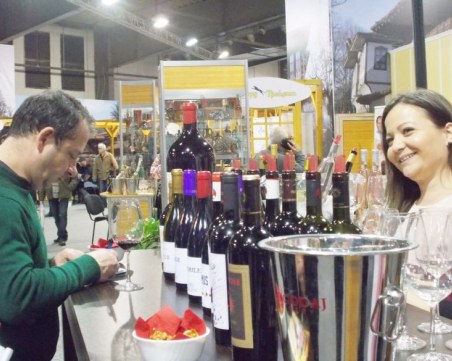 Вино, узряло с музика на Бетовен, и арт бутилки ще видят ценители в Пловдив