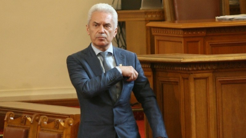 Сидеров дава 1000 евро на този, който докаже, че Кубрат бил хан