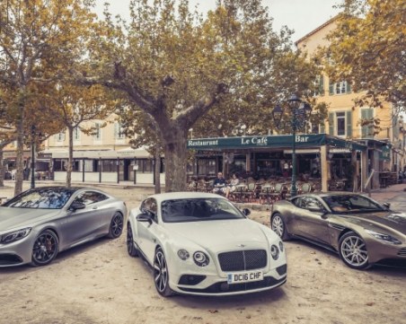 Баровците скриха лимузините, пред клубовете вече няма “Майбах“, “Бентли“ или “Ламборджини“