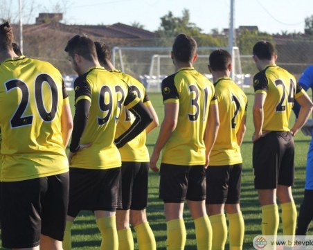 Ботев без двама бразилци днес, Локо излиза срещу чехи