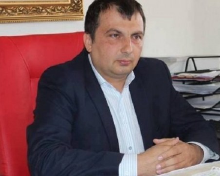 Ето колко е платил кметът на Септември, за да бъде пуснат от ареста