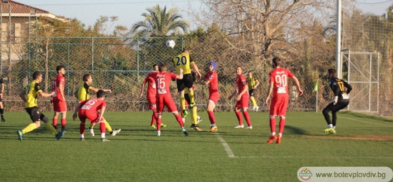 Ботев върти 0:0 с арменци в последната контрола в Турция