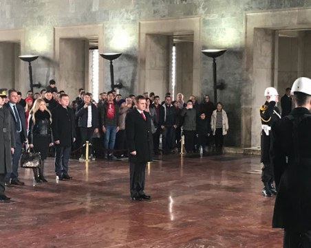 ДПС с топли връзки с най-голямата опозиционна турска партия, основна от Ататюрк