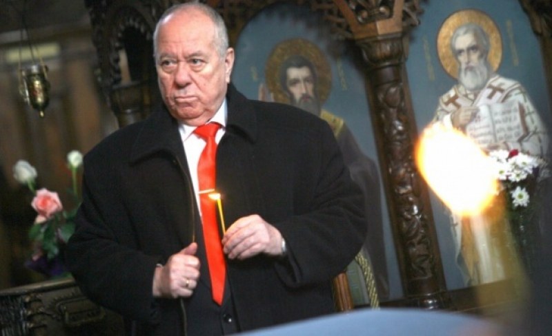 Почина майката на Илия Павлов, баща му остава съвсем сам