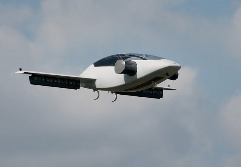 Технологичен пробив! Летящо безпилотно такси премина успешен курс във въздуха