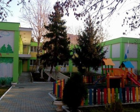 Скандалната детска градина “Брезичка“ от днес е с нов директор и учителки