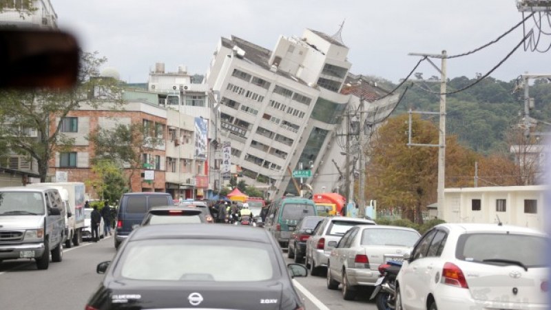 Силно земетресение в Тайван, десетки са в неизвестност