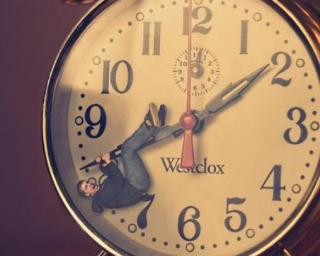 Евродепутатите решават дали ще отпадне лятното часово време