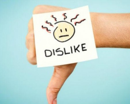 Фейсбук тества бутон за нехаресване - downvote