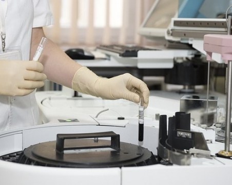 Иновация: Учени отгледаха яйцеклетка в лаборатория