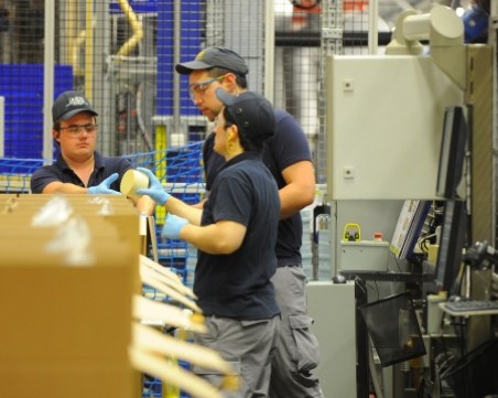 ЕС ни дава 1,5 млрд. евро за нови работни места и помощ за самотни родители