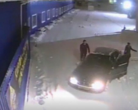 Мъж уби с един удар служител на автомивка, отказал да измие БМВ-то му