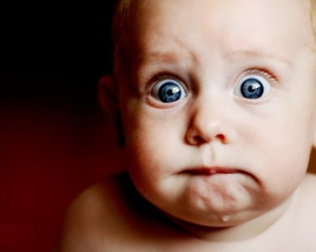 Спри се, бабо! Никой не иска от теб да сменяш памперси