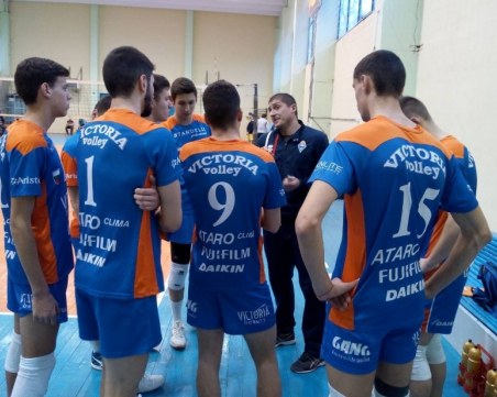 Трета поредна победа за Виктория Волей