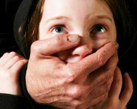 Тийнейджърка от Пловдив обвини баща си в изнасилване, той е в ареста