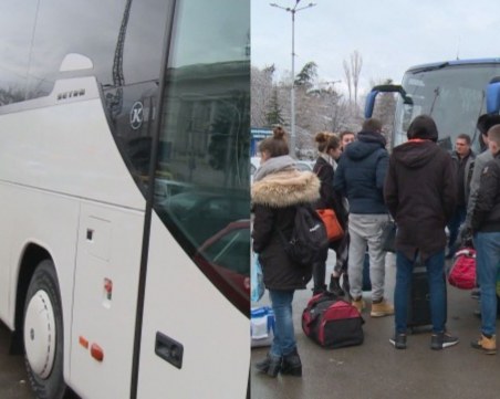Ученици тръгнаха на екскурзия до Пловдив, но така и не стигнаха