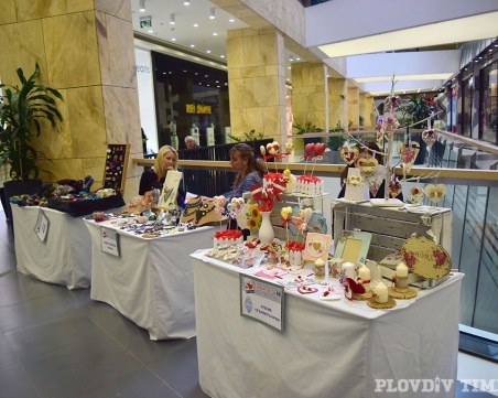Handmade базар за влюбени в Пловдив! Пожелания от смърч ще разтопят половинката ви! СНИМКИ