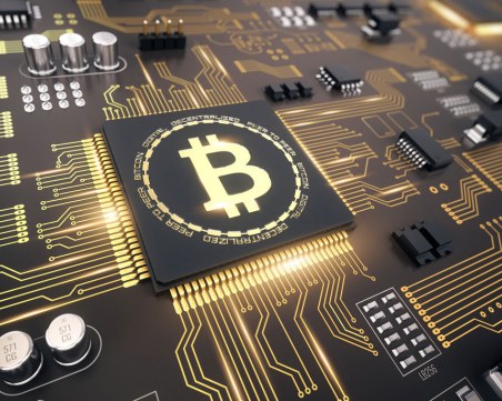 Обир за 200 бона! Задигнаха машини за “копаене“ на биткойнти