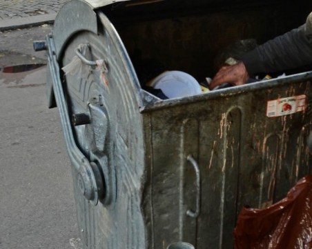 Ровиш в кофата? Глобяват те, защото замърсяваш въздуха