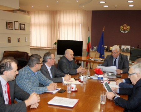 Мерки за предварително оповестяване на бедствия се обсъдиха в Областна управа