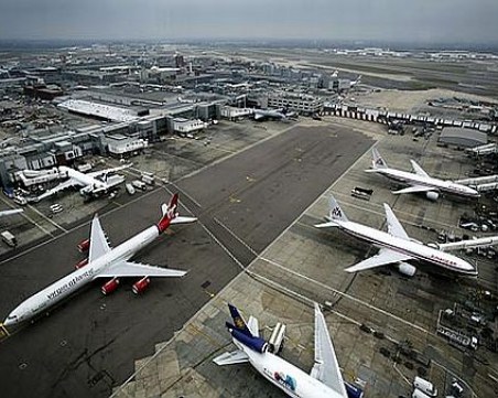 Катастрофа на летище “Хийтроу“! Повече от 20 полета са забавени