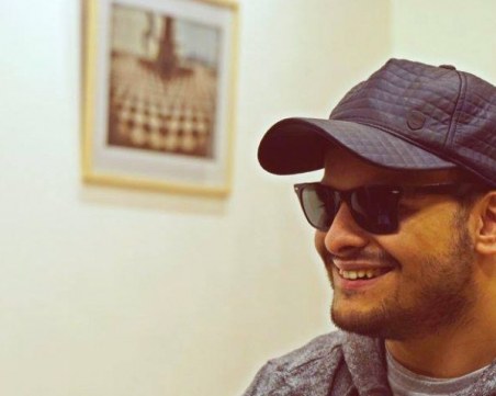 Пловдивски поет в инвалидна количка: Не се чувствам втора ръка човек, но държавата ми го натрапва