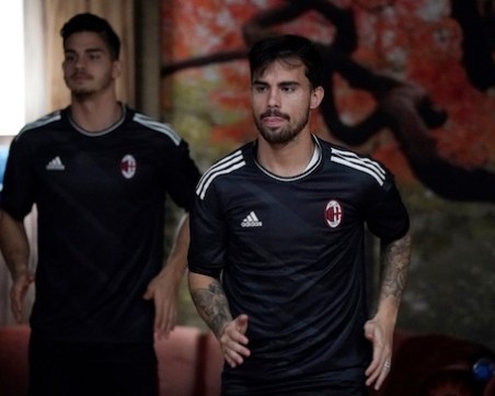 Милан загря за Лудогорец в....ресторанта