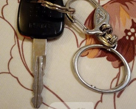 Пловдивчанка намери ключове за автомобил в Смирненски СНИМКА