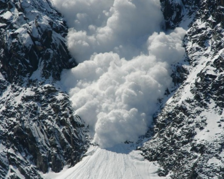 Внимавайте, скиори! Висока лавинна опасност в Банско