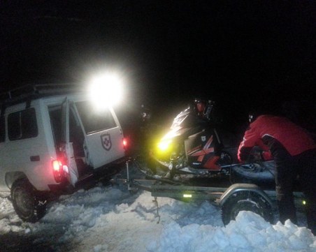 Откриха 21-годишната туристка мъртва,  след като лавина я затрупа в Пирин