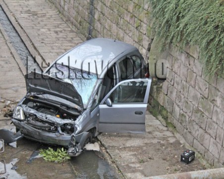 Бивш депутат и екскмет засече шофьорка и я прати в... канал СНИМКИ