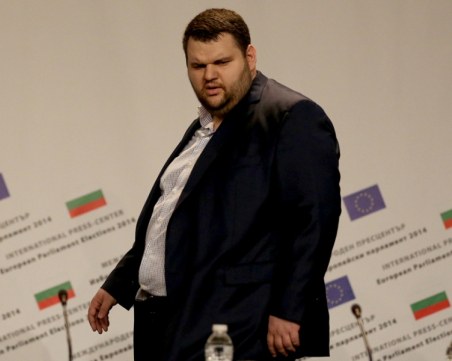 Пеевски: Президентът действа като група олигарси, говори лъжи