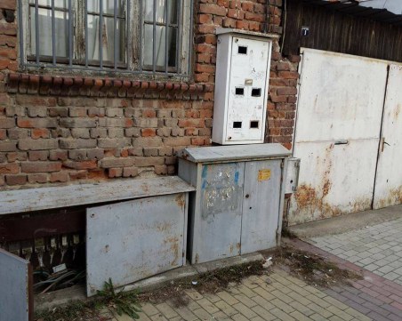 Пловдивчанка, заподозряна за кражба на ток, спечели дело срещу ЕВН