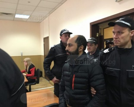 Пловдивският съд остави в ареста лидера от ИДИЛ, вербувал бойци и ги обучавал ВИДЕО