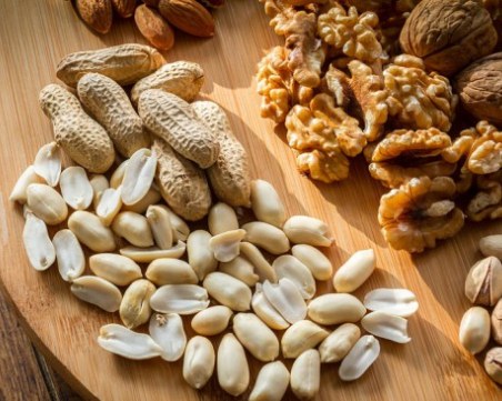 Защо напълняваме докато постим и как да се храним?