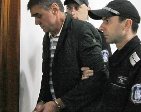 Кирил Принца отива на съд за убийството на готвача си