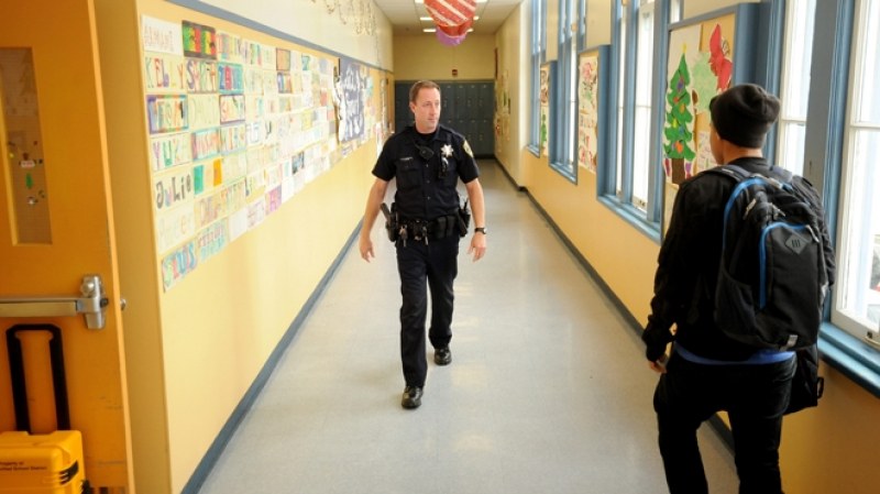 Полицията в САЩ предотврати ново масово убийство в училище