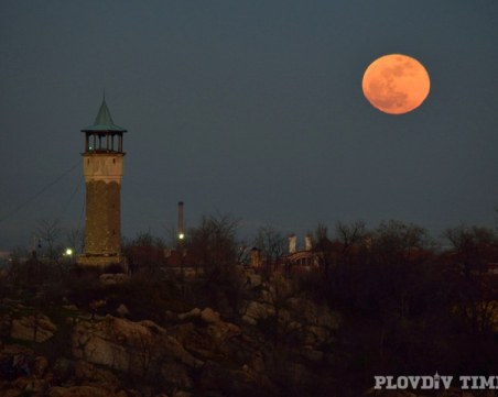 Пловдив тази нощ няма да спи! Епицентърът е до града