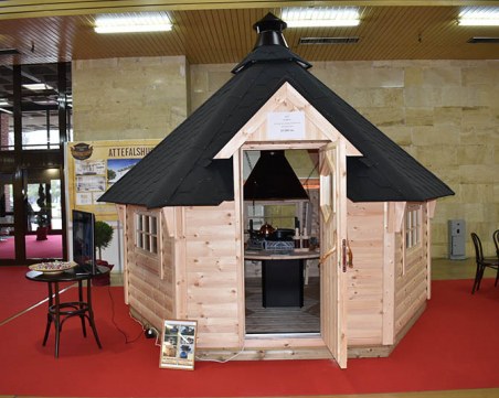 Скандинавска екзотика, шкафчета без дръжки и паркет с вид на камък са новите тенденции в обзавеждането