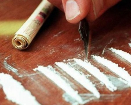 Арестуваха млад дилър в Пазарджик! Открити са десетки дози амфетамини