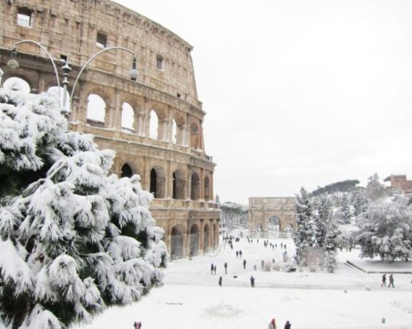 100 българи блокирани в Рим от лошото време