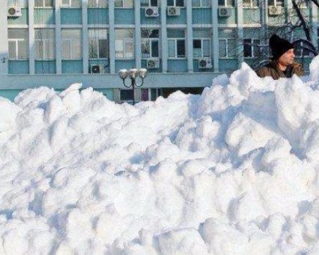 Близо 1000 училища официално във ваканция!