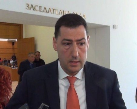 Иван Тотев попари учениците: Не може да има ваканция при толкова чисти улици