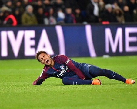 Неймар с лоша контузия - има счупване, аут е за два месеца